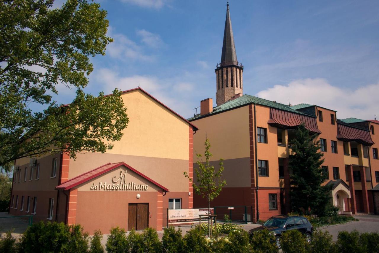 Da Massimiliano Aparthotel Wroclaw Bagian luar foto
