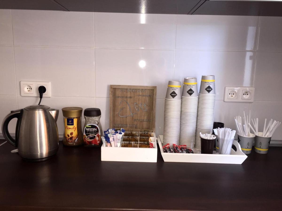 Da Massimiliano Aparthotel Wroclaw Bagian luar foto