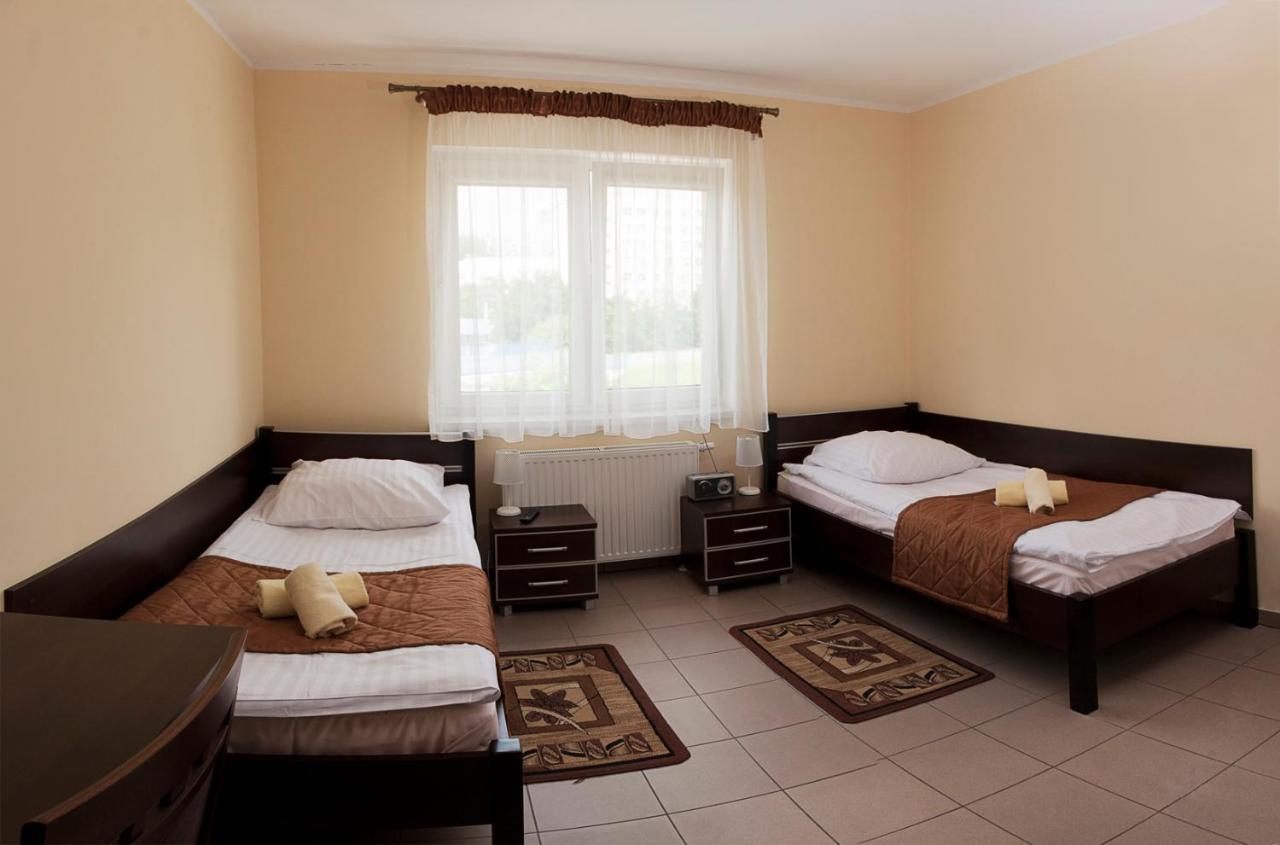 Da Massimiliano Aparthotel Wroclaw Bagian luar foto